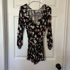 Abercrombie and Fitch romper size xsmall excellent used condition